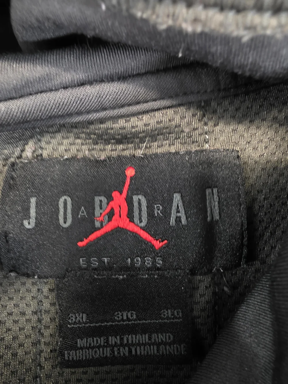 Nike jordan black hoodie Men's Size 3XL ( Jumpman is peeling on front)
